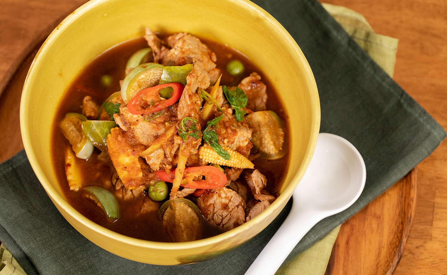 Beef Jungle Curry (แกงป่าเนื้อ)