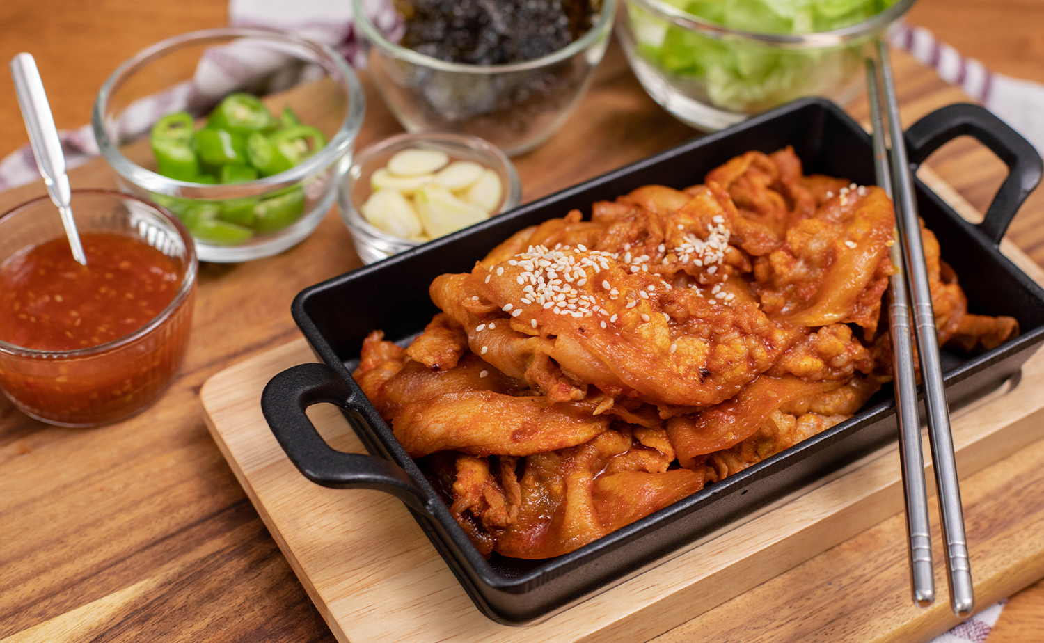 Thai Sukiyaki Roasted Pork (หมูย่างซอสสุกี้)