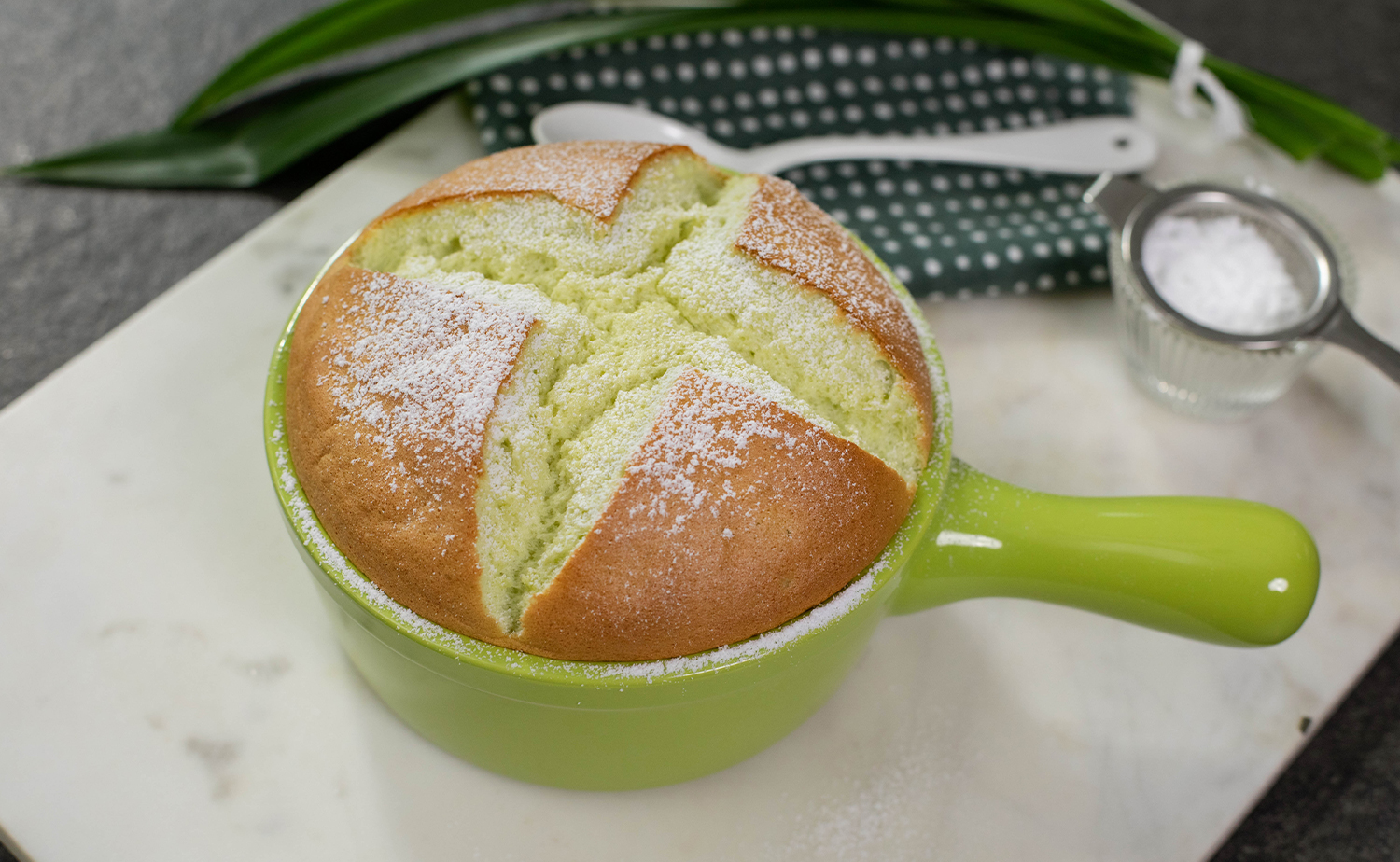Pandan Soufflé Cake (ซูเฟลเค้กใบเตย)