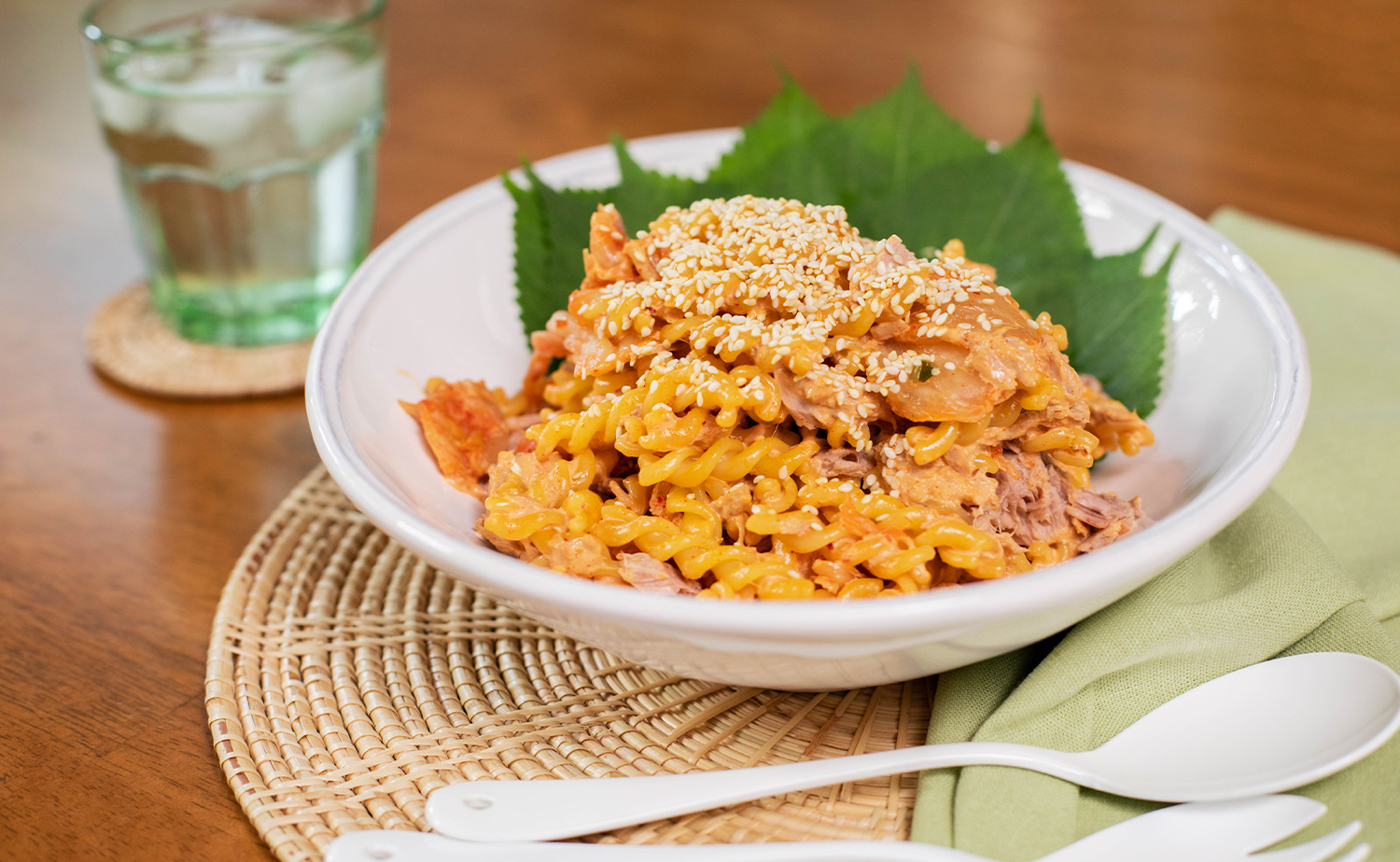 Kimchi Tuna Pasta Salad (กิมจิทูน่าพาสต้าสลัด)