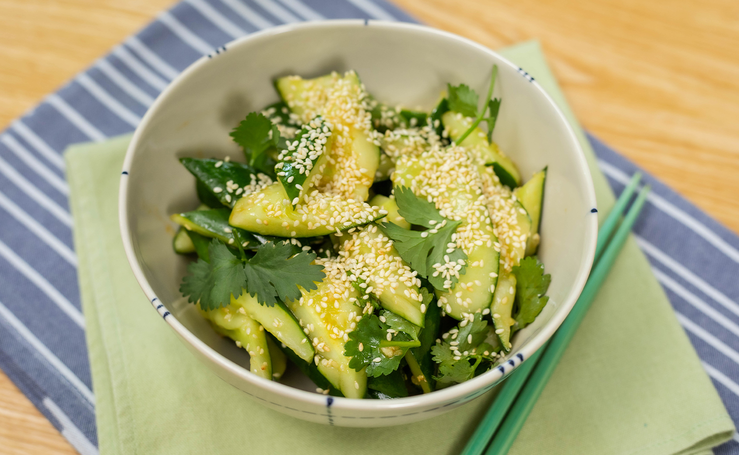 Smashed Japanese Cucumber Salad (สลัดแตงกวาญี่ปุ่นบุบ)