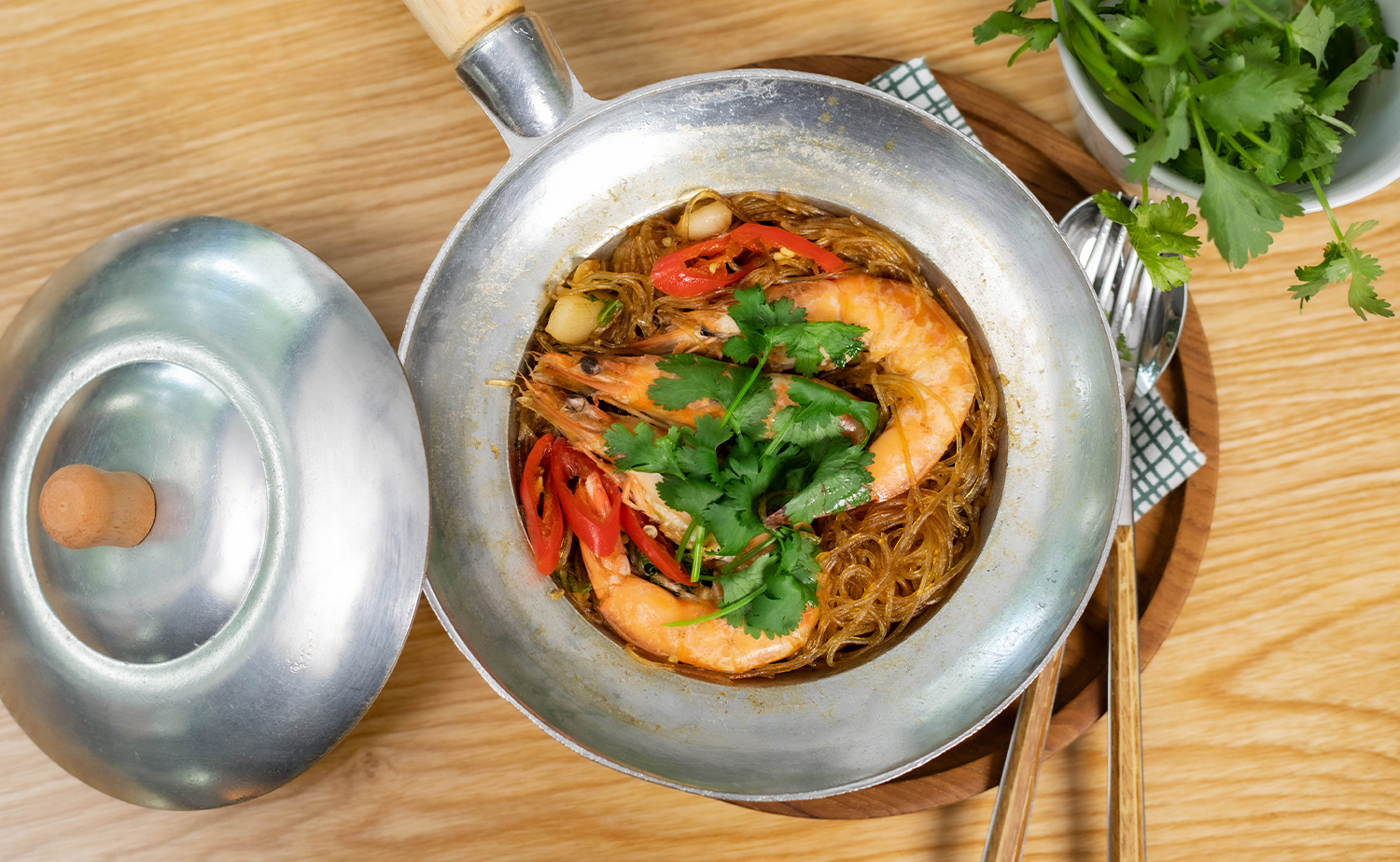 Baked Holy Basil Prawn with Glass Noodles (กุ้งอบกะเพราวุ้นเส้น)