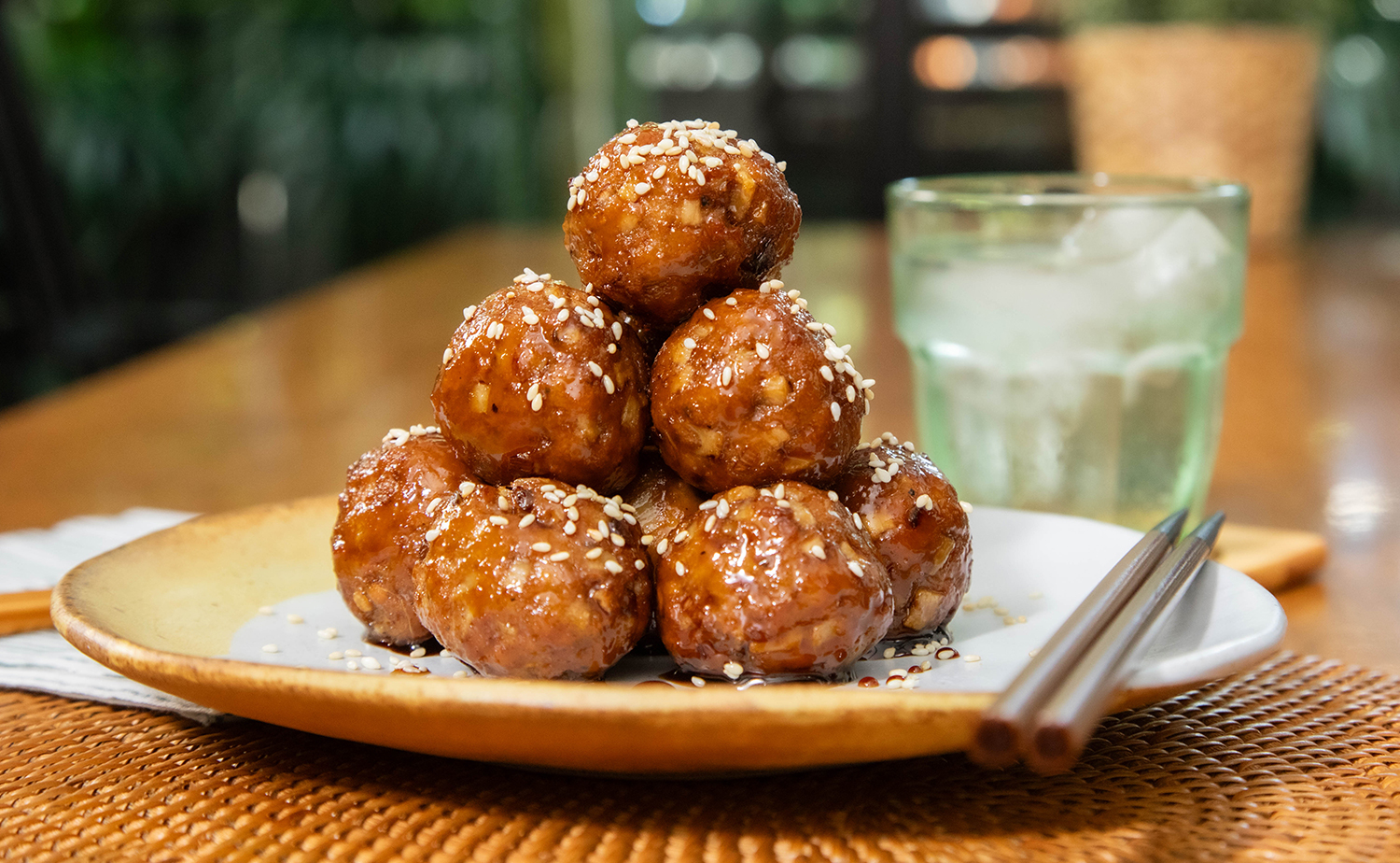 Pork Balls with Lotus Root (รากบัวหมูก้อน)