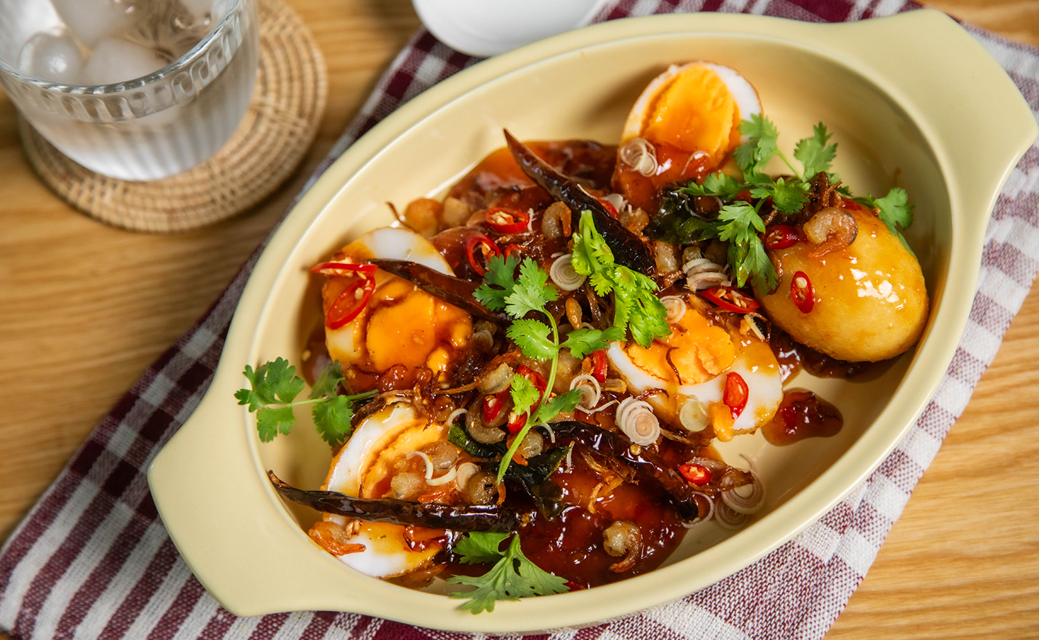 Tom Yum Flavored Son-in-law Eggs (ไข่ลูกเขยรสต้มยำ)