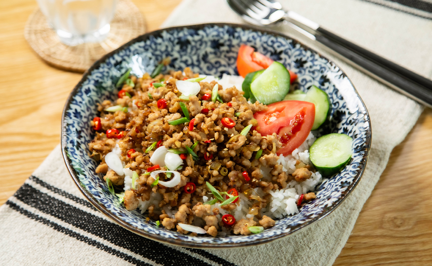 Vietnamese Caramelised Pork Rice Bowls (ข้าวหน้าหมูคาราเมลสไตล์เวียดนาม)