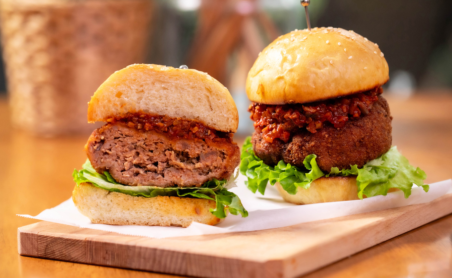 Bolognese Burger (เบอร์เกอร์โบโลเนส)