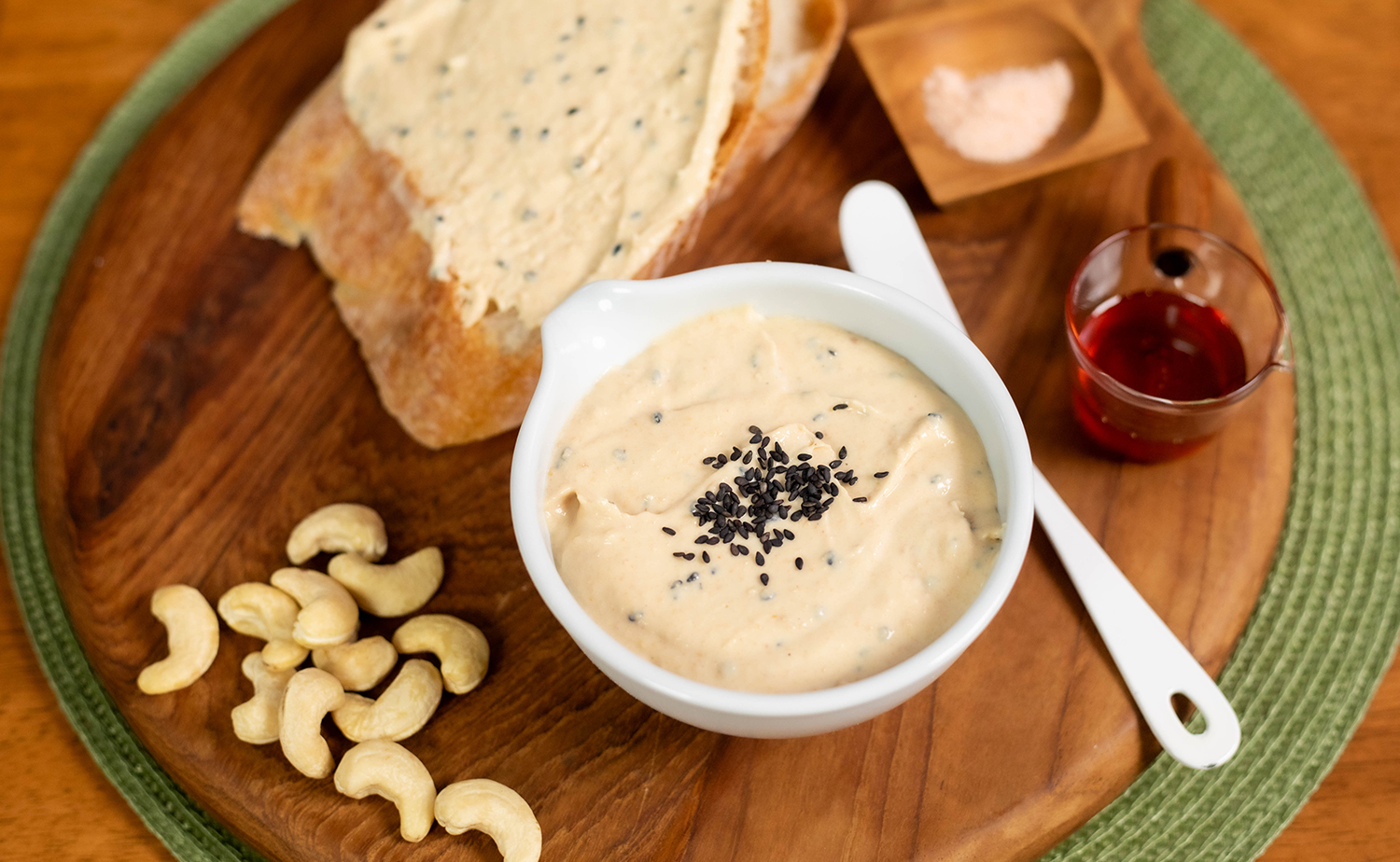 Cashew Nut Spread (สเปรดเม็ดมะม่วงหิมพานต์)
