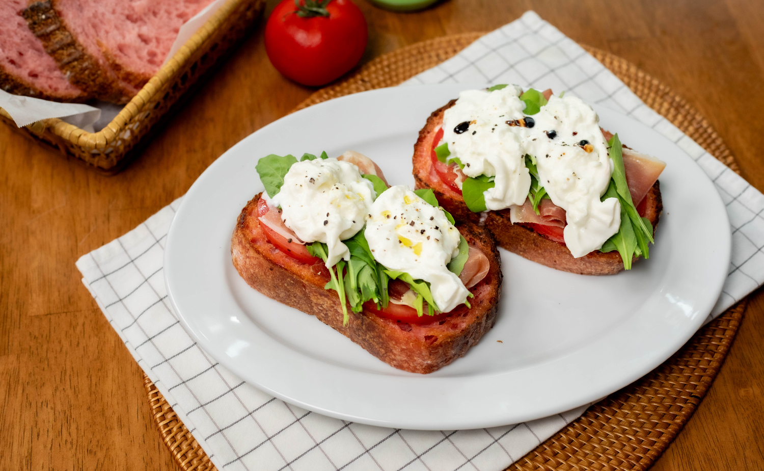Burrata Toast (โทสต์บูราต้า)