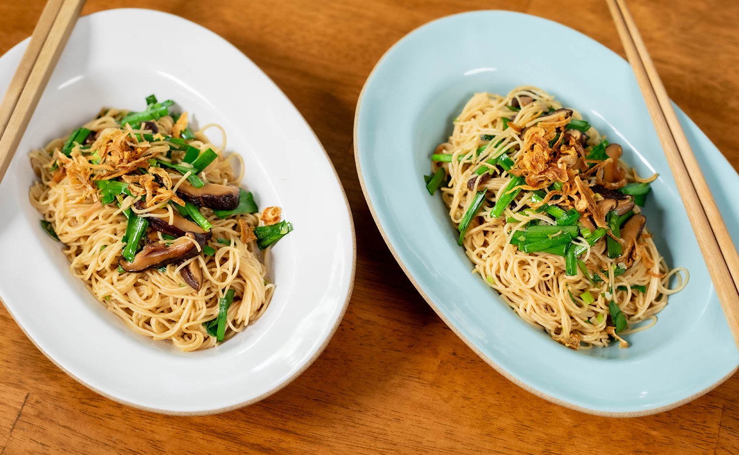 Longevity Noodle (ผัดหมี่อายุยืน)