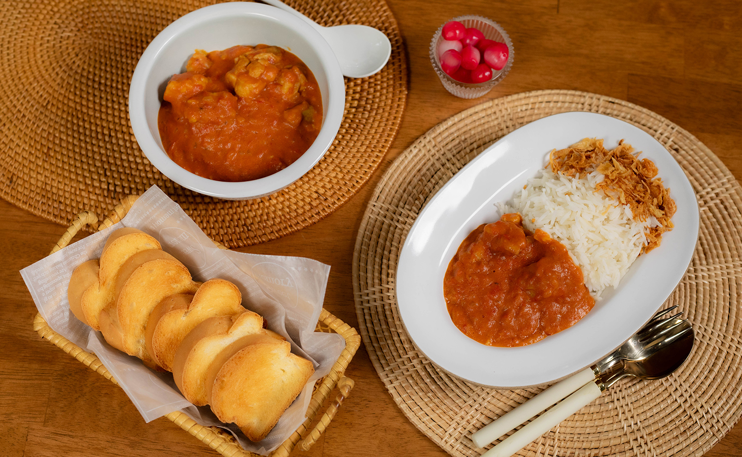 Creamy Tomato Chicken Curry (แกงมะเขือเทศไก่)