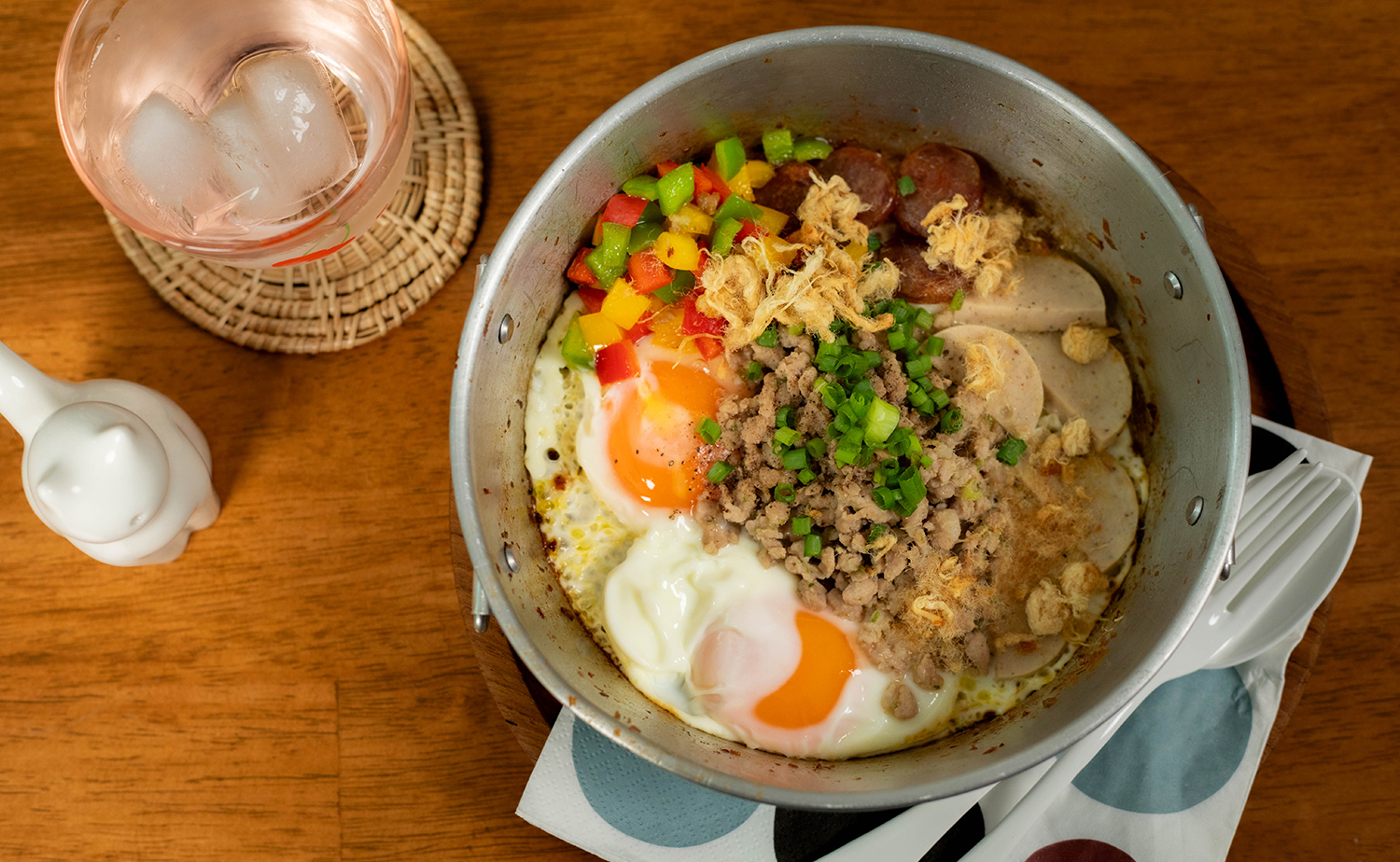 Skillet Egg (ไข่กระทะ)