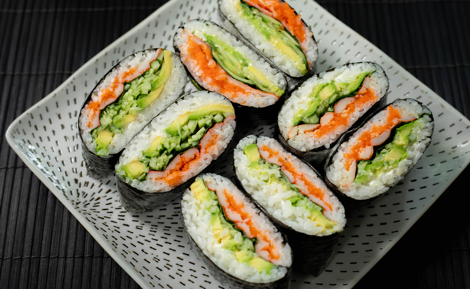 California Onigirazu (แคลิฟอร์เนียโอนิกิราซึ)