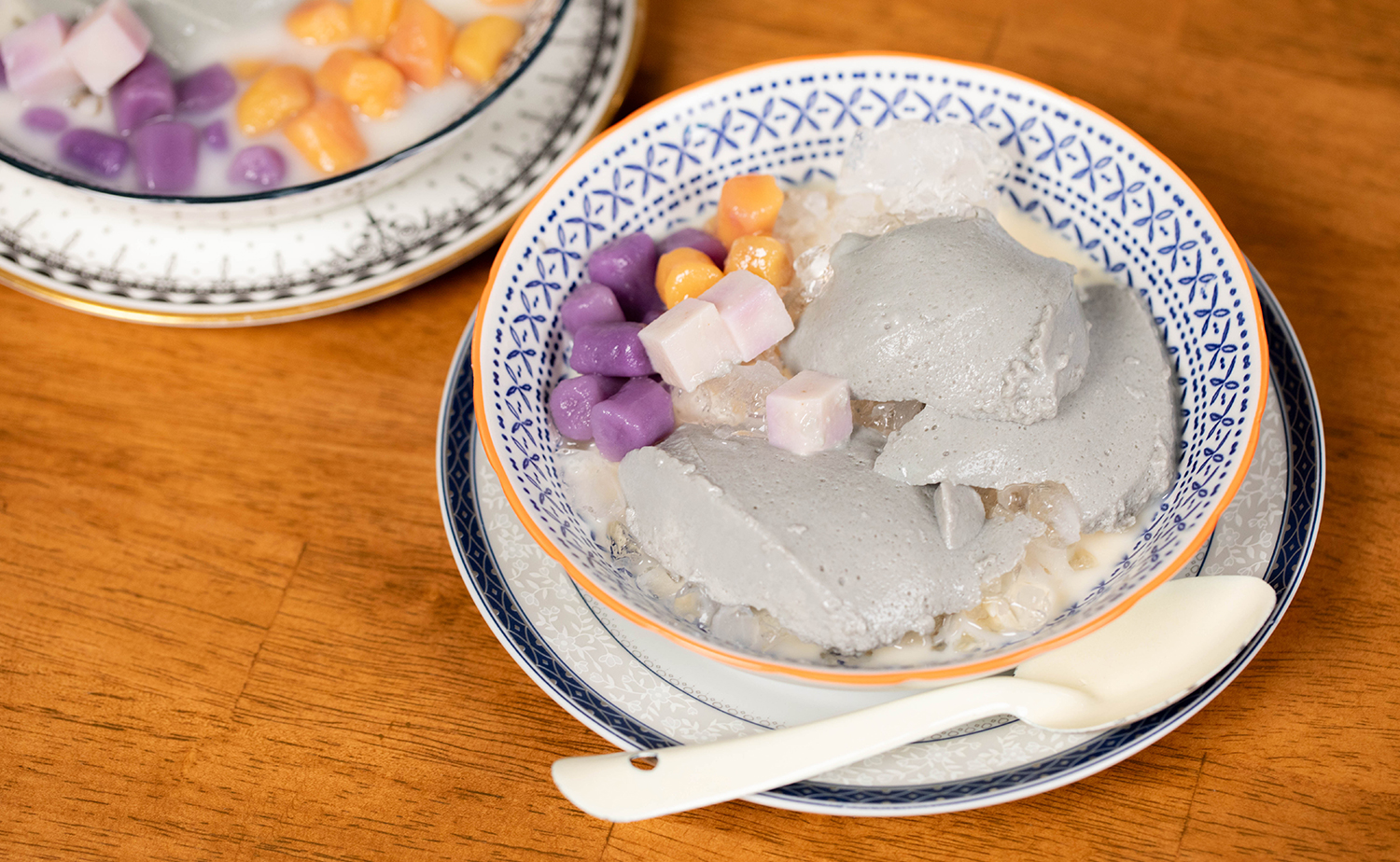 Taiwanese Black Sesame Soy Pudding (เต้าฮวยงาดำสไตล์ไต้หวัน)