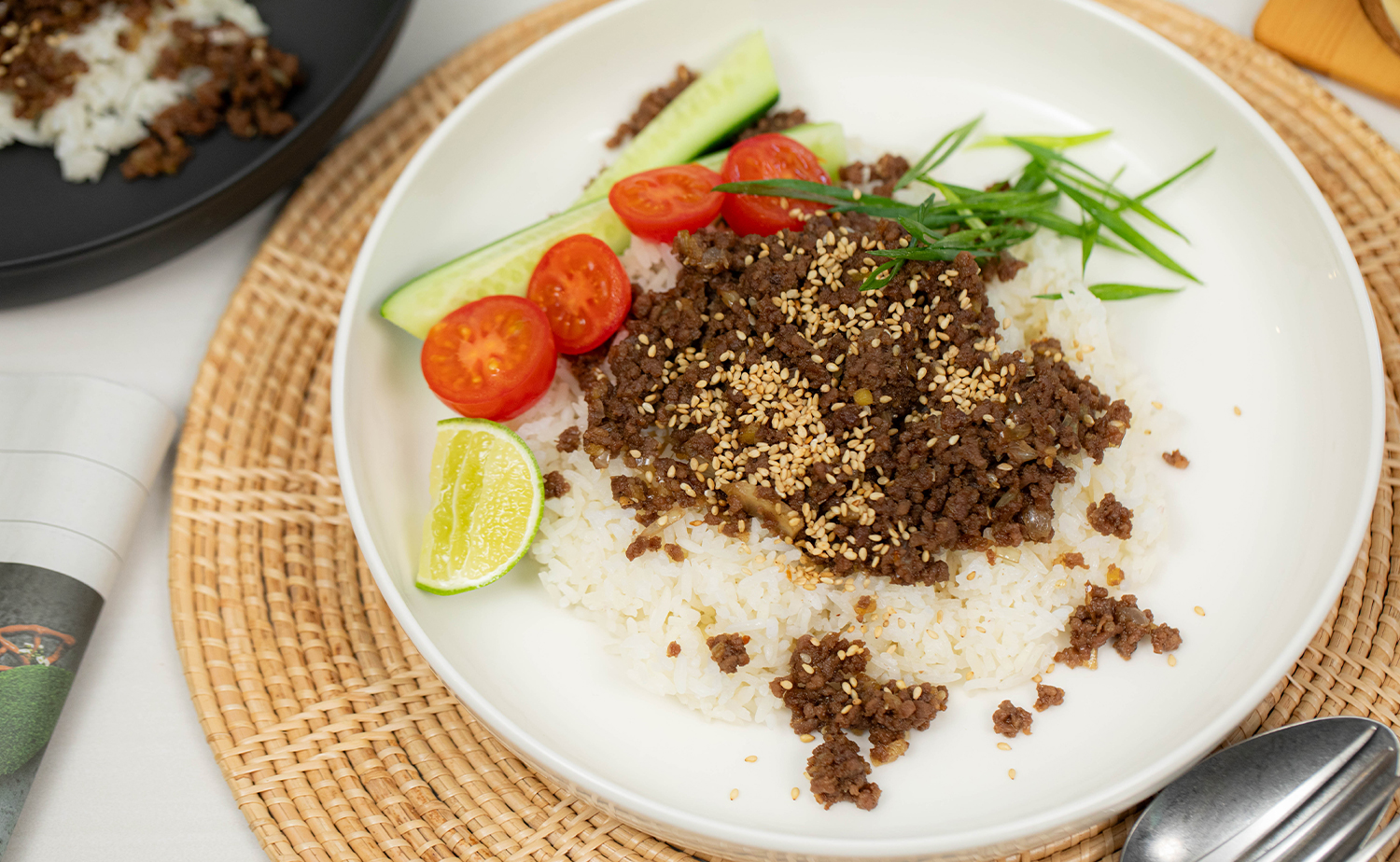 Honey Ginger Glazed Beef (เนื้อสับผัดซอสขิงน้ำผึ้ง)