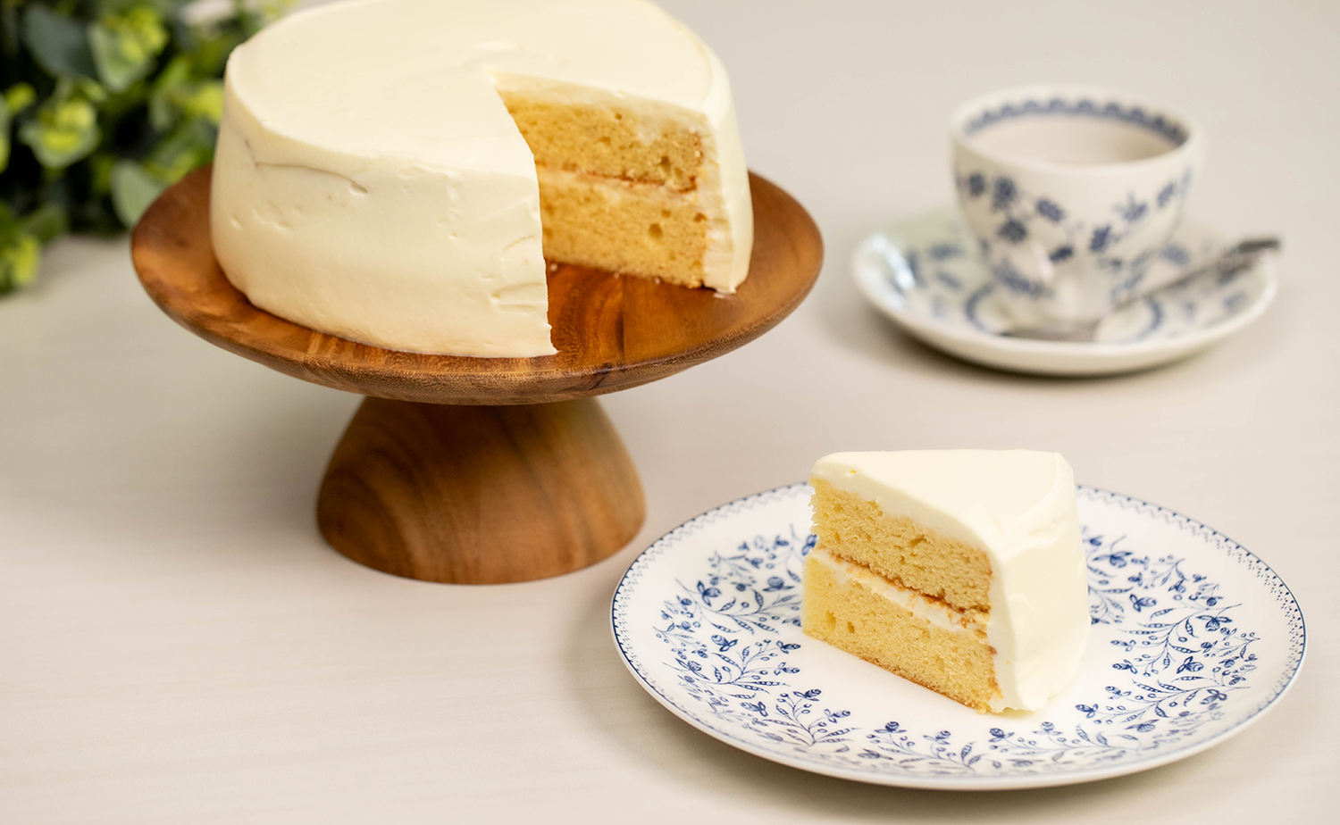 Coconut Mascarpone Cake (เค้กกะทิหน้ามัสคาร์โปน)