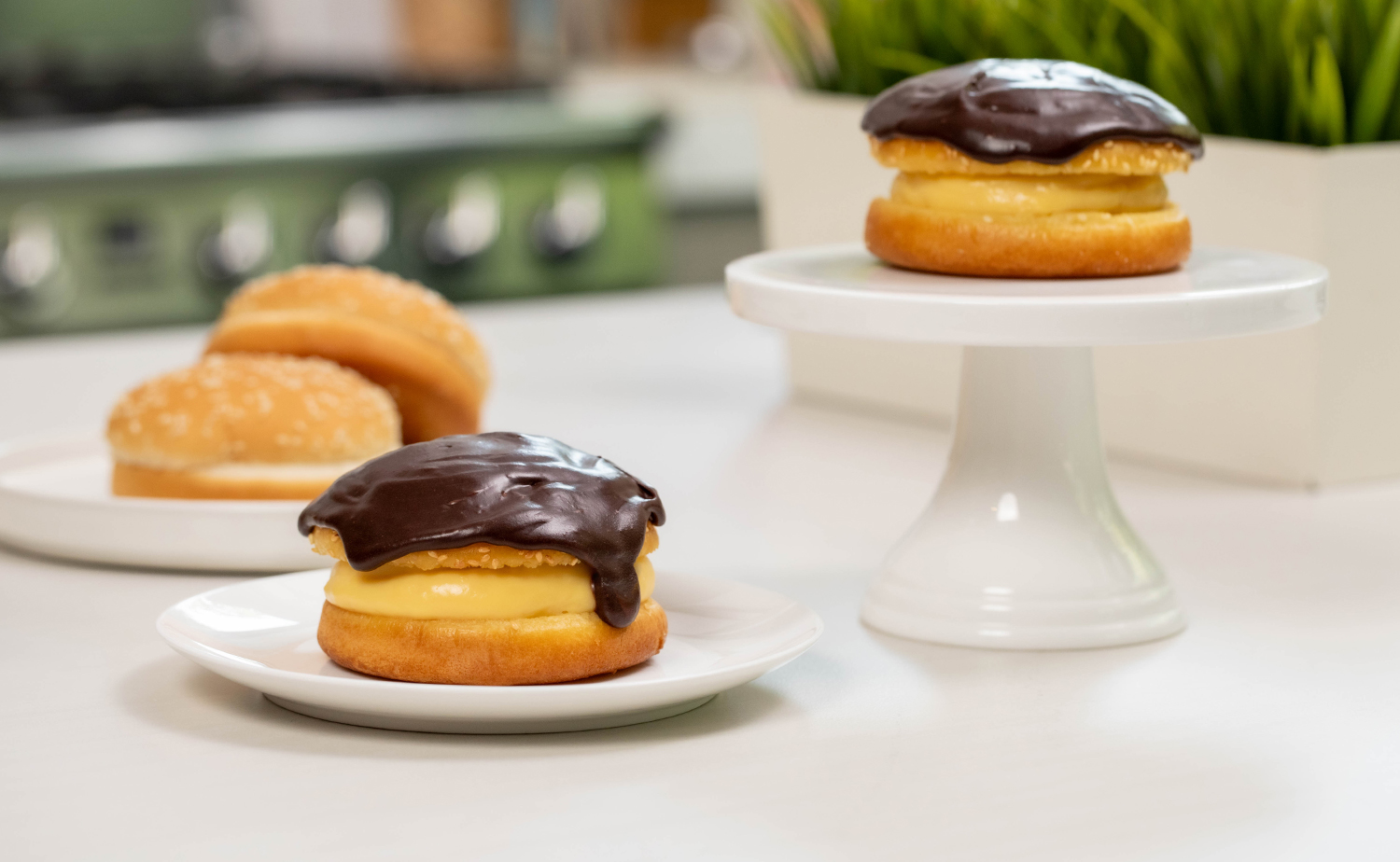 Boston Cream Pie Burger (บอสตันครีมพายเบอร์เกอร์)