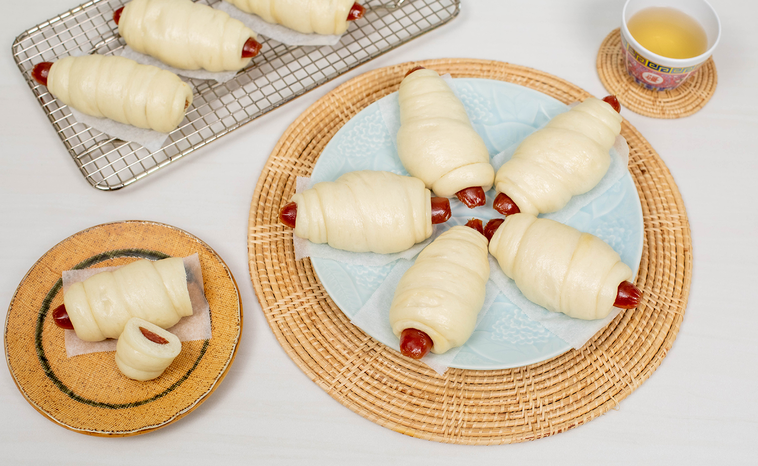 Chinese Sausage Buns (ซาลาเปากุนเชียง)
