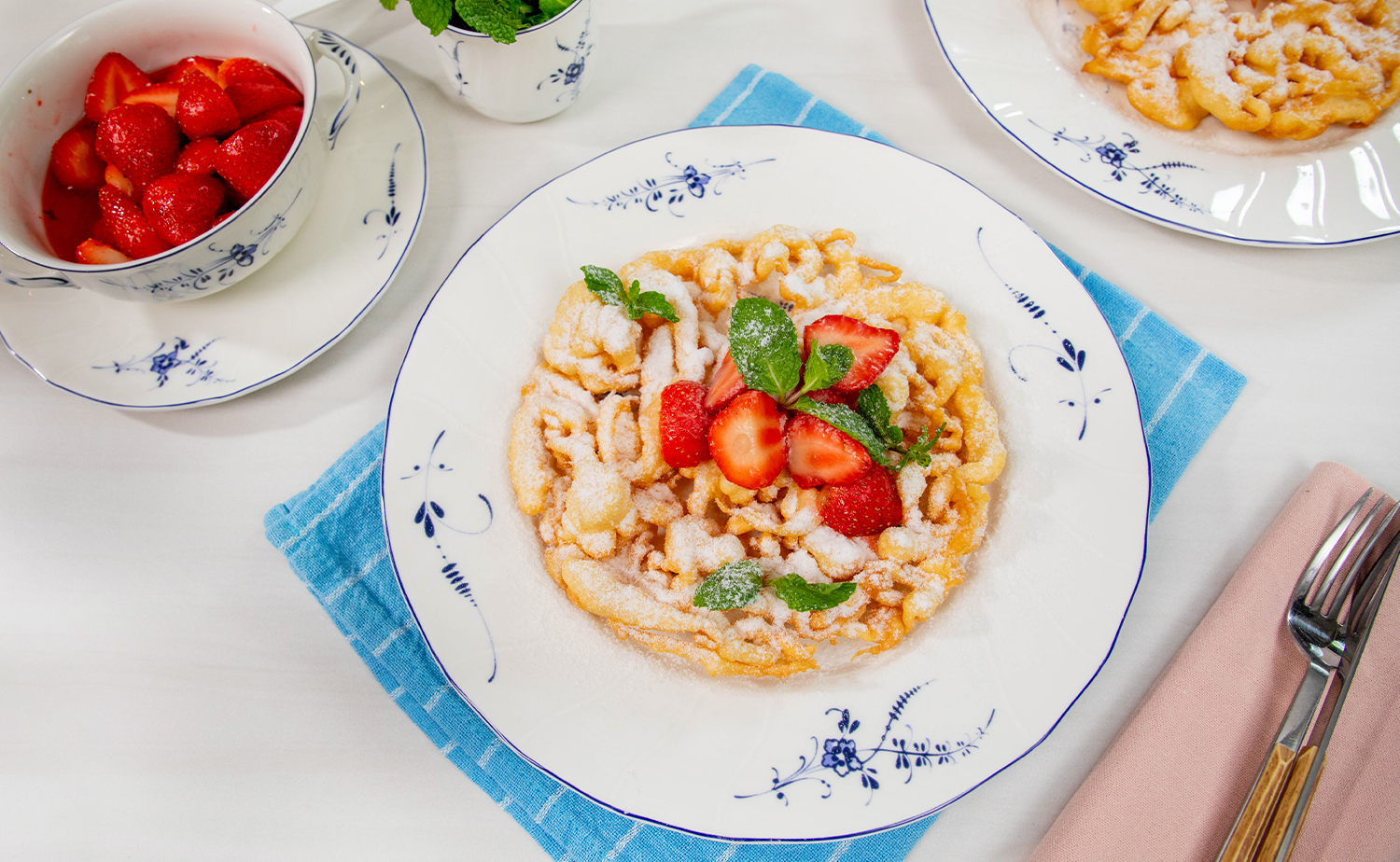 Funnel Cake (ฟันเนลเค้ก)