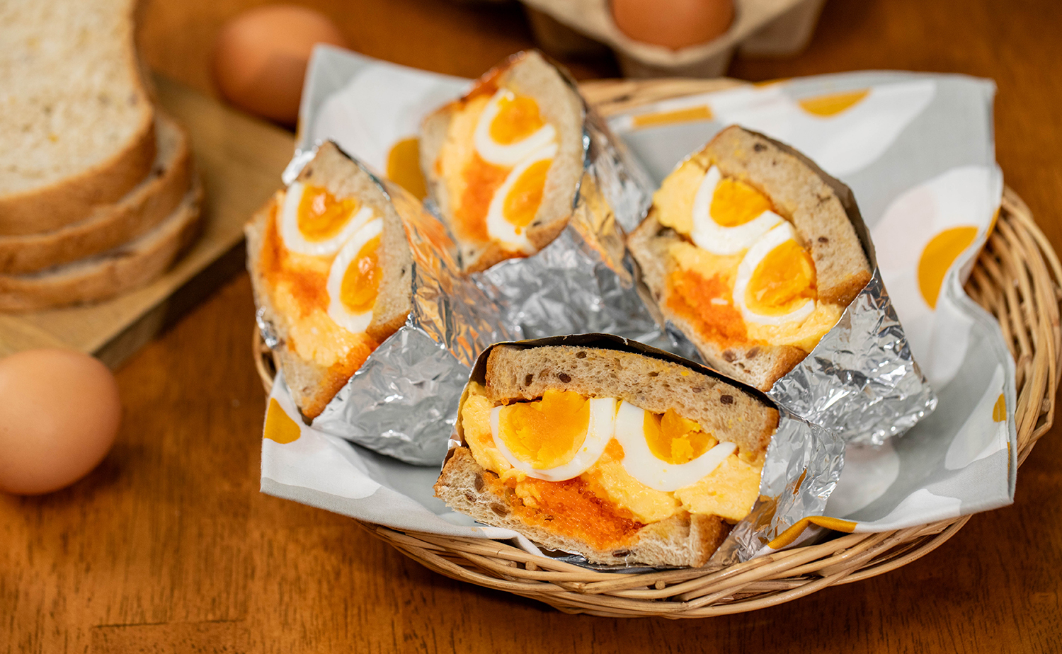 Trio Egg Sandwich (แซนด์วิชไข่สามสหาย)